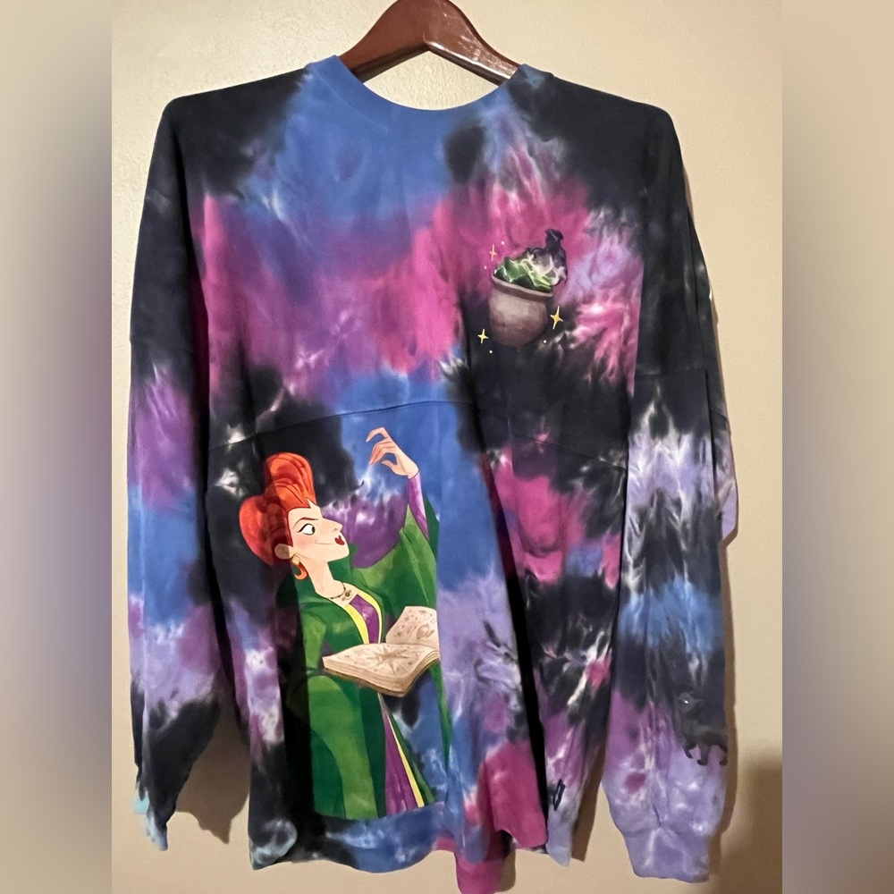 DISNEY Hocus Pocus Spirit Jersey size Medium NWT